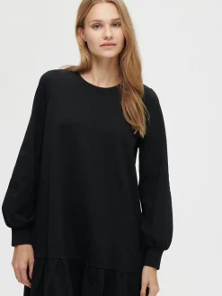 Nanso LEIJA mekko -* Mekot