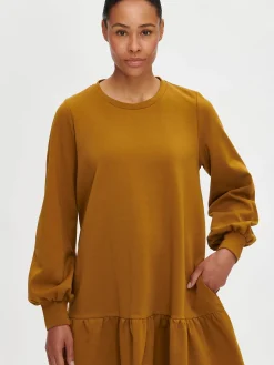 Nanso LEIJA mekko -* Mekot