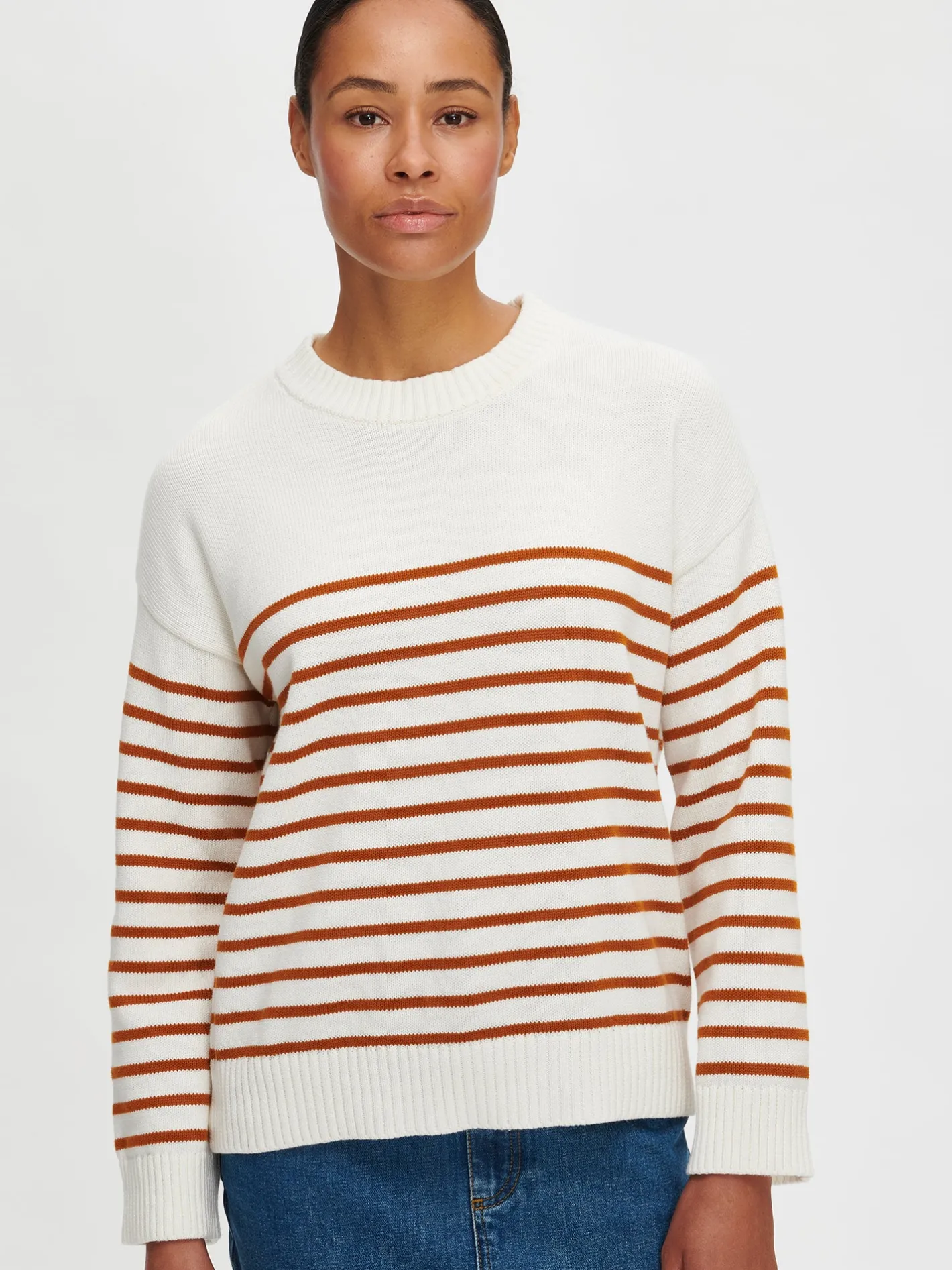 Nanso MIRA neulepusero -* Neuleet