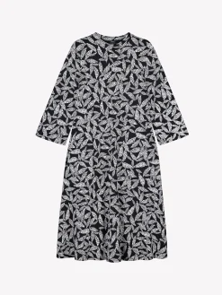 Nanso TRIINE trikoomekko -* Mekot